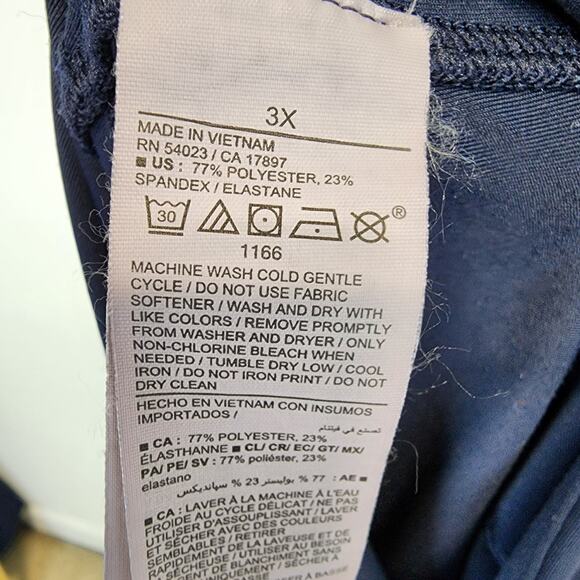 Old Navy Powersoft High Rise Cropped Leggings Size 3X Dark Blue Side Pockets - Picture 6 of 6